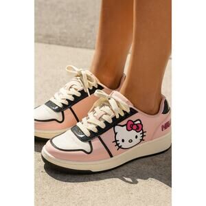 Hello Kitty Pink Sneaker Low Tops Size 8 Kawaii Y2K